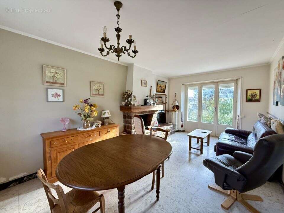 Maison à DONNEMARIE-DONTILLY