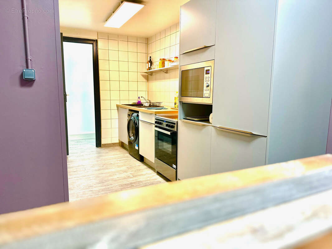 Magnifique loft, rénové avec goût + commerce avec vitrine - photo 29