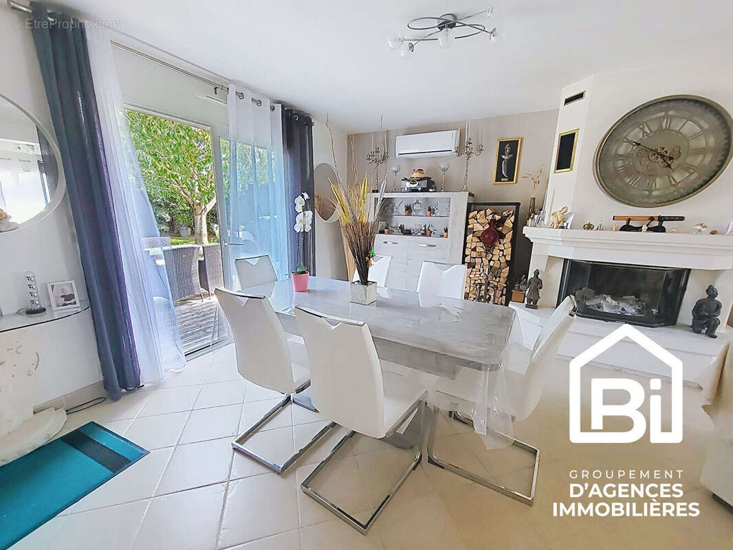 Maison à CRESSERONS