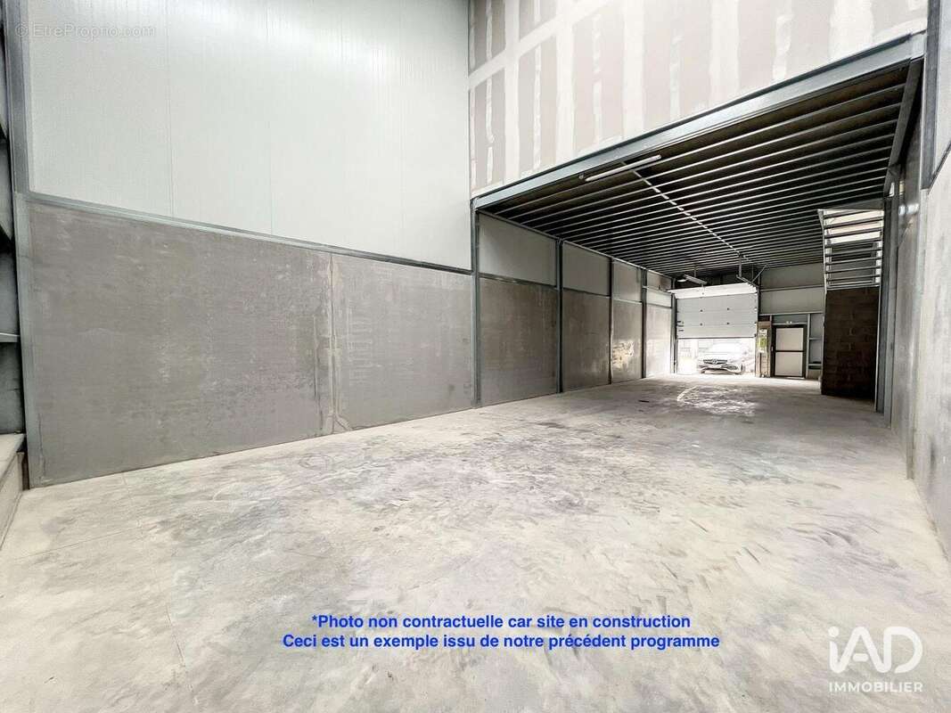 Photo 7 - Commerce à CHEVRY-COSSIGNY