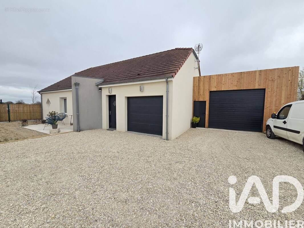 Photo 1 - Maison à SAINT-ANDRE-LES-VERGERS