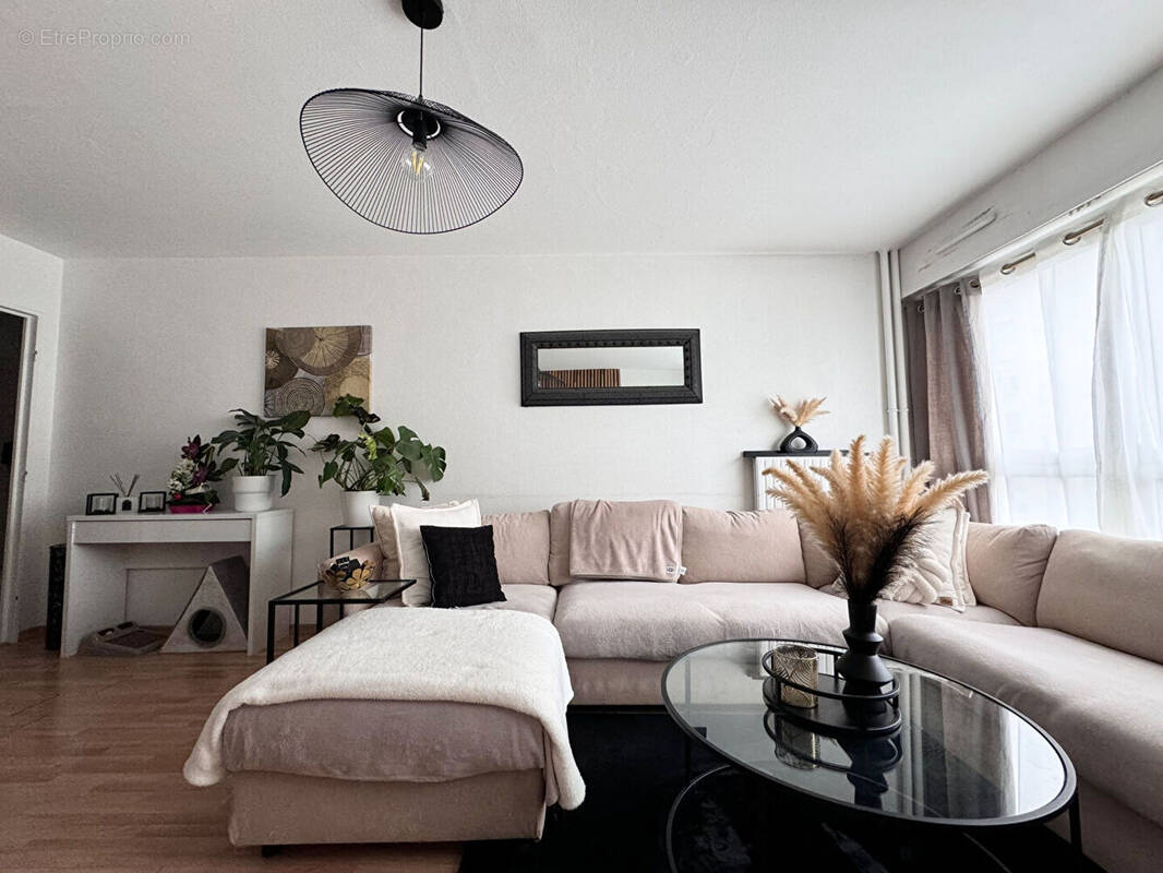 Appartement à SAINT-GRATIEN