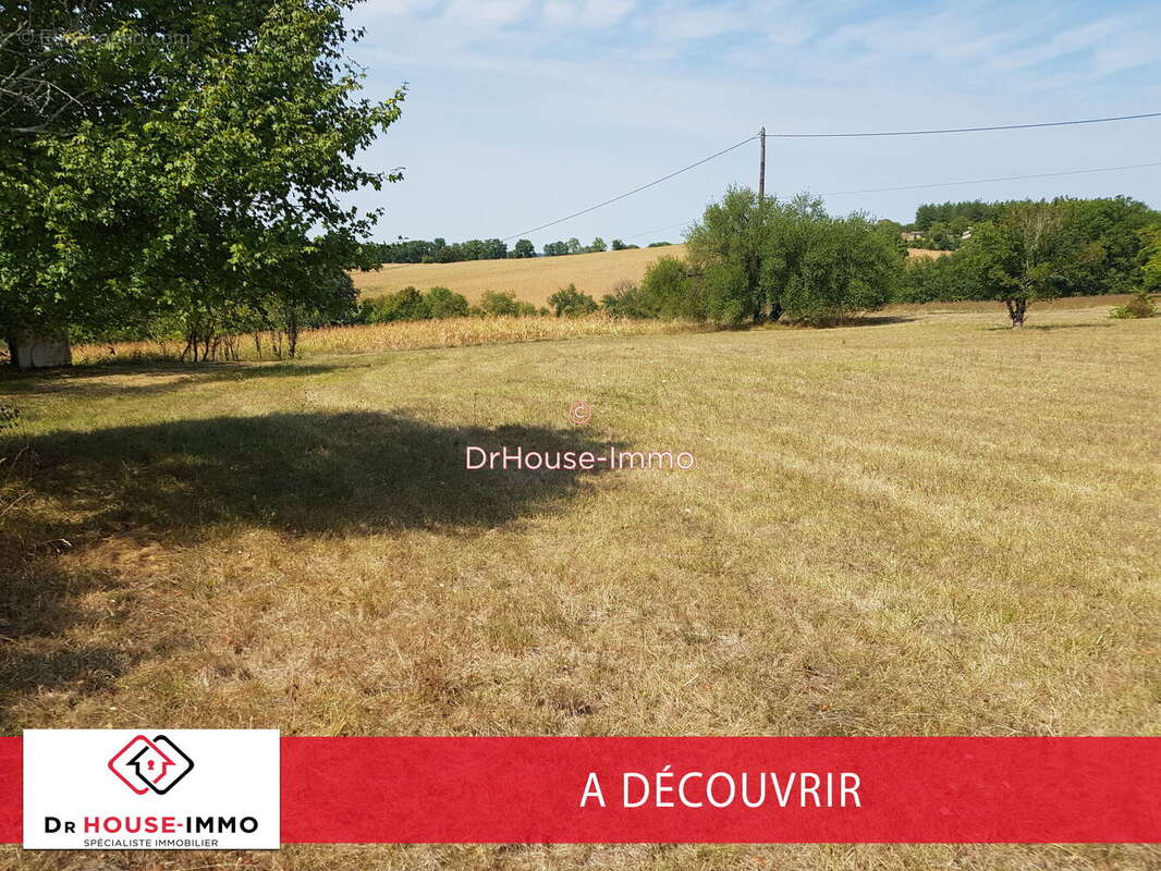 Terrain à VERTEILLAC