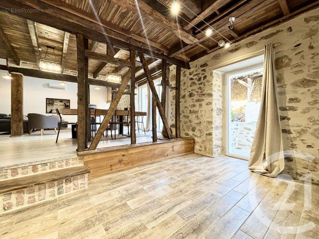 Maison à SAINT-AUVENT