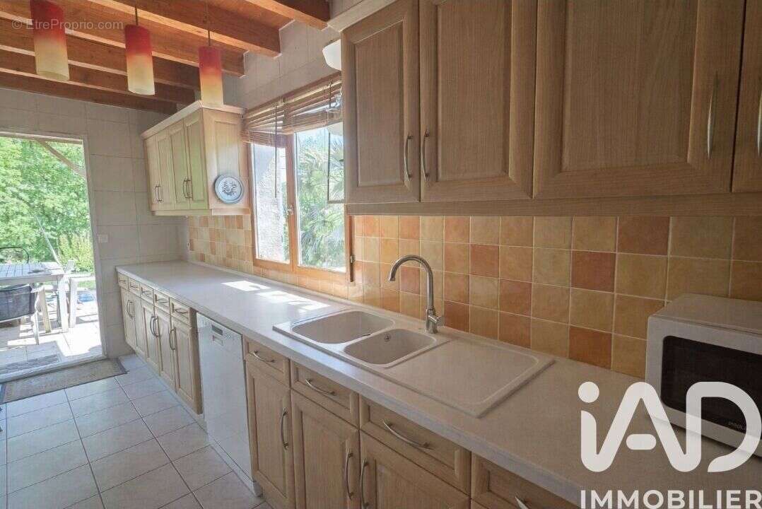 Maison 151 m² à Castelnau-Riviere-Basse  - photo 3