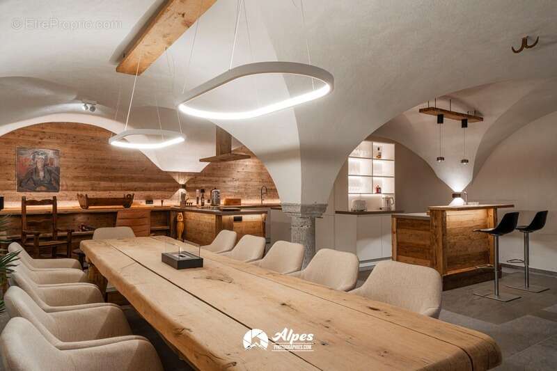 Appartement à LA SALLE-LES-ALPES