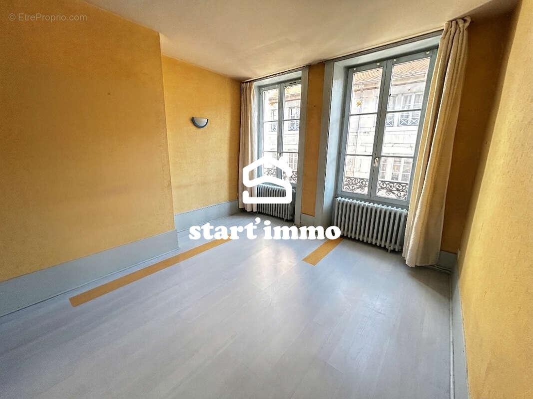Appartement T3 lumineux 88 m² - Charme de l'ancien - Centre-ville Besançon - photo 3