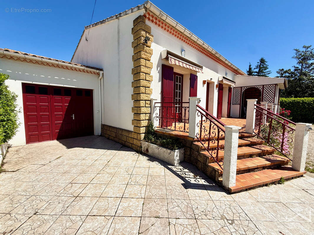 Maison à BOLLENE