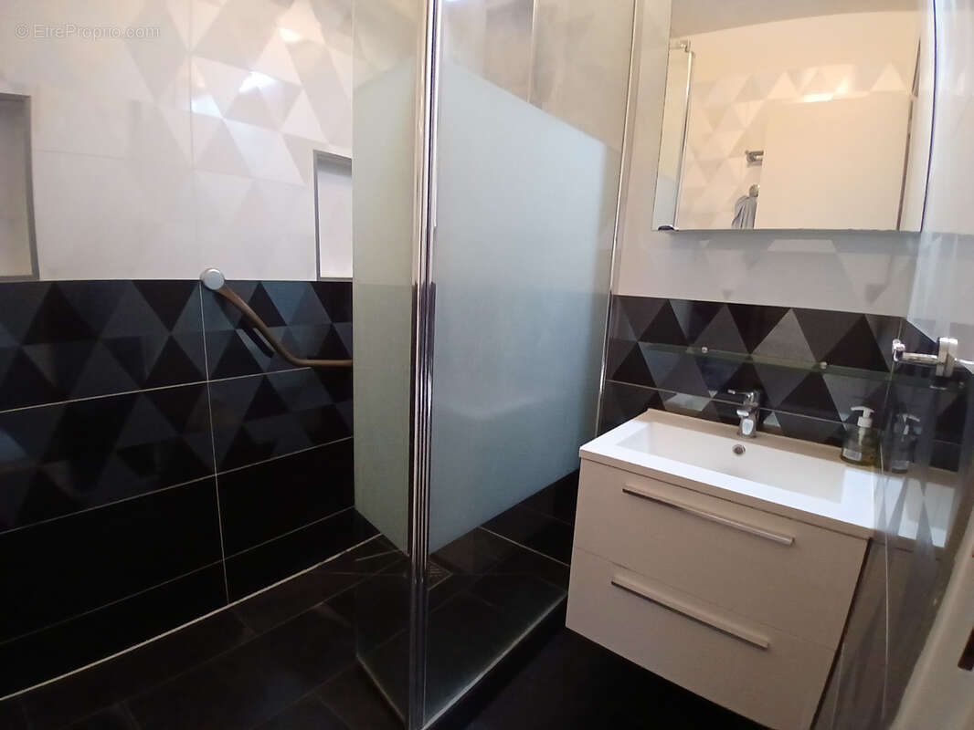 Appartement à PARIS-12E