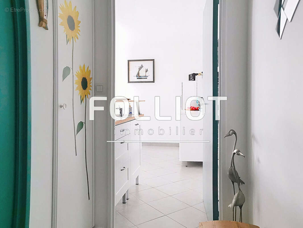 Appartement à JULLOUVILLE