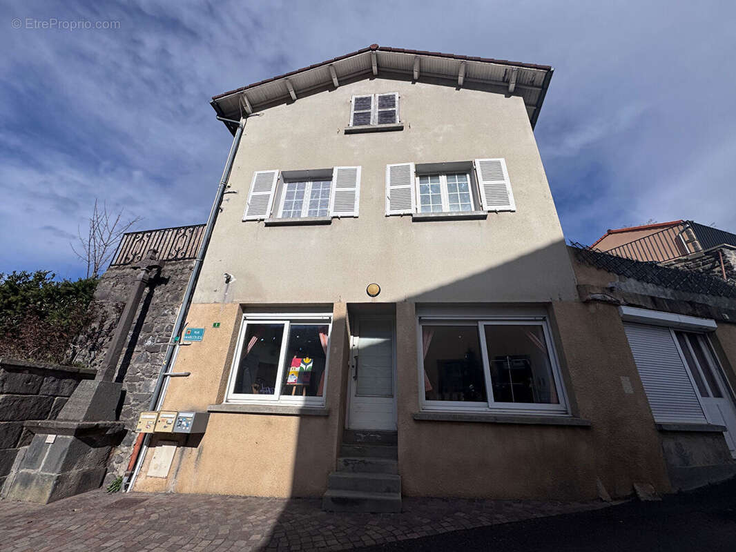Appartement à ENVAL
