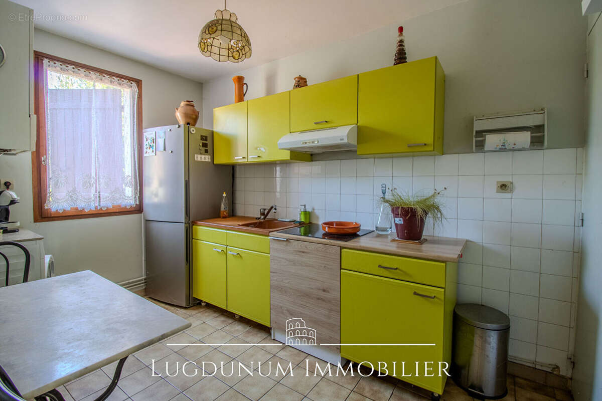 Maison Grigny Sur Rhone 5 pièce(s) 86 m2 avec beau Jardin - photo 6