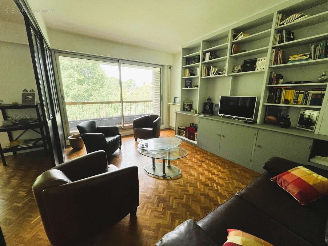 Appartement à RUEIL-MALMAISON