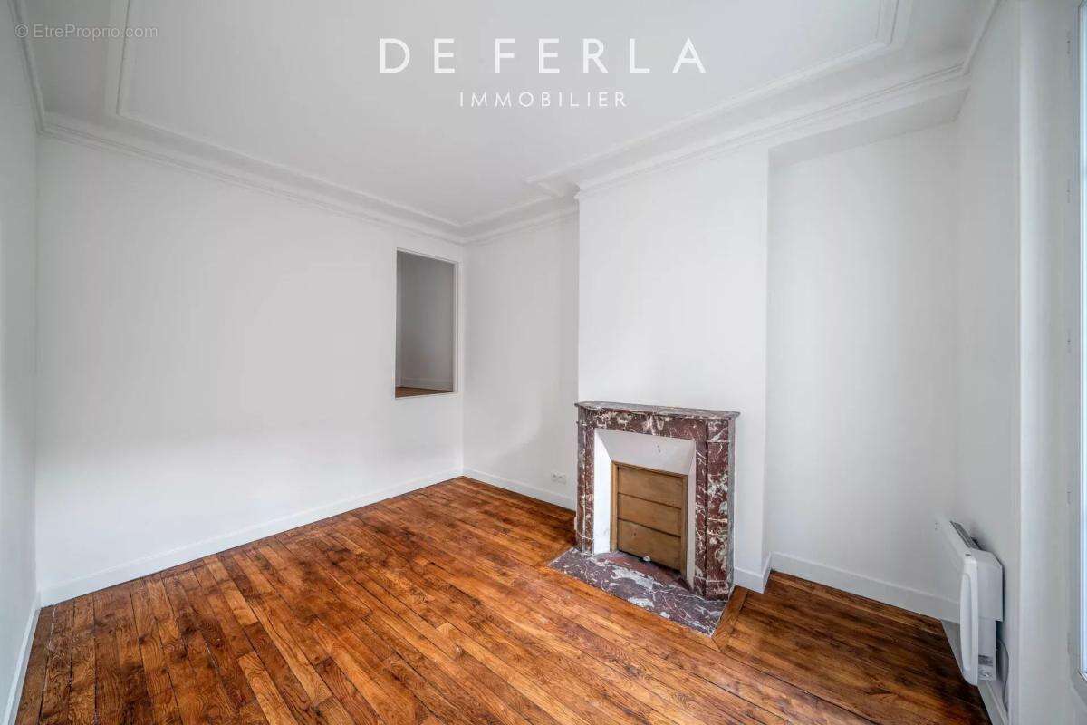 Appartement à PARIS-15E