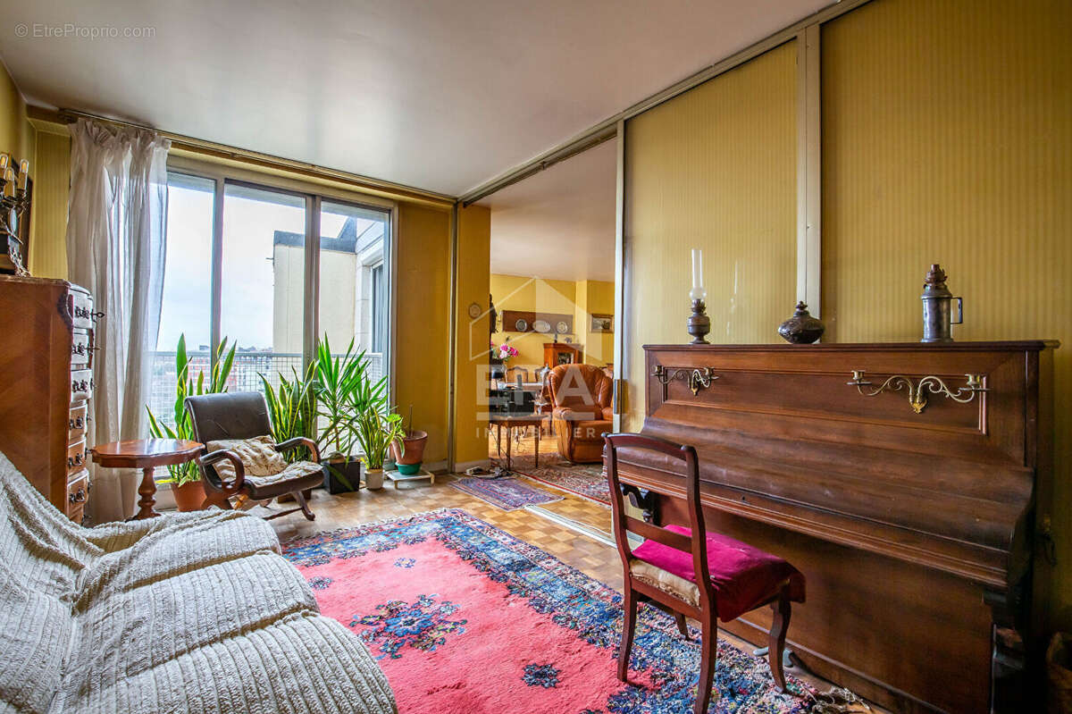 Appartement à PARIS-12E