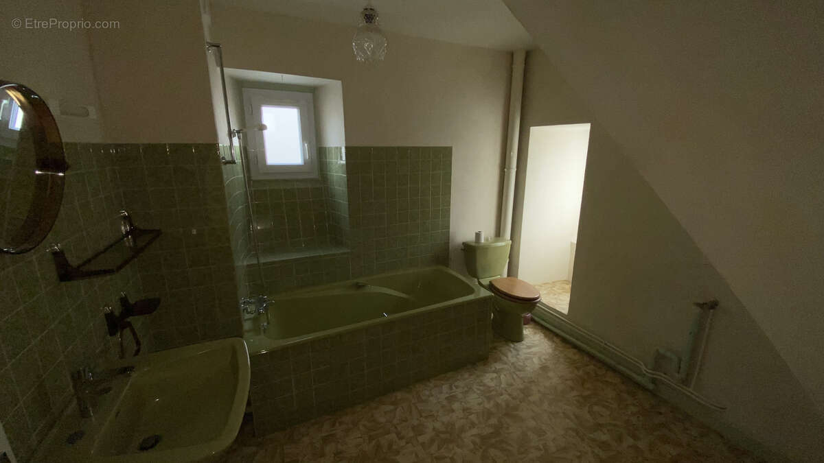 Appartement à COURPIERE