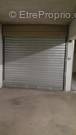 Box garage fermé rideau métalique roulant - Parking à MARSEILLE-8E