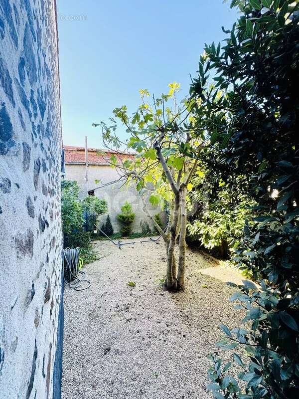 Maison à CHATEAUGAY