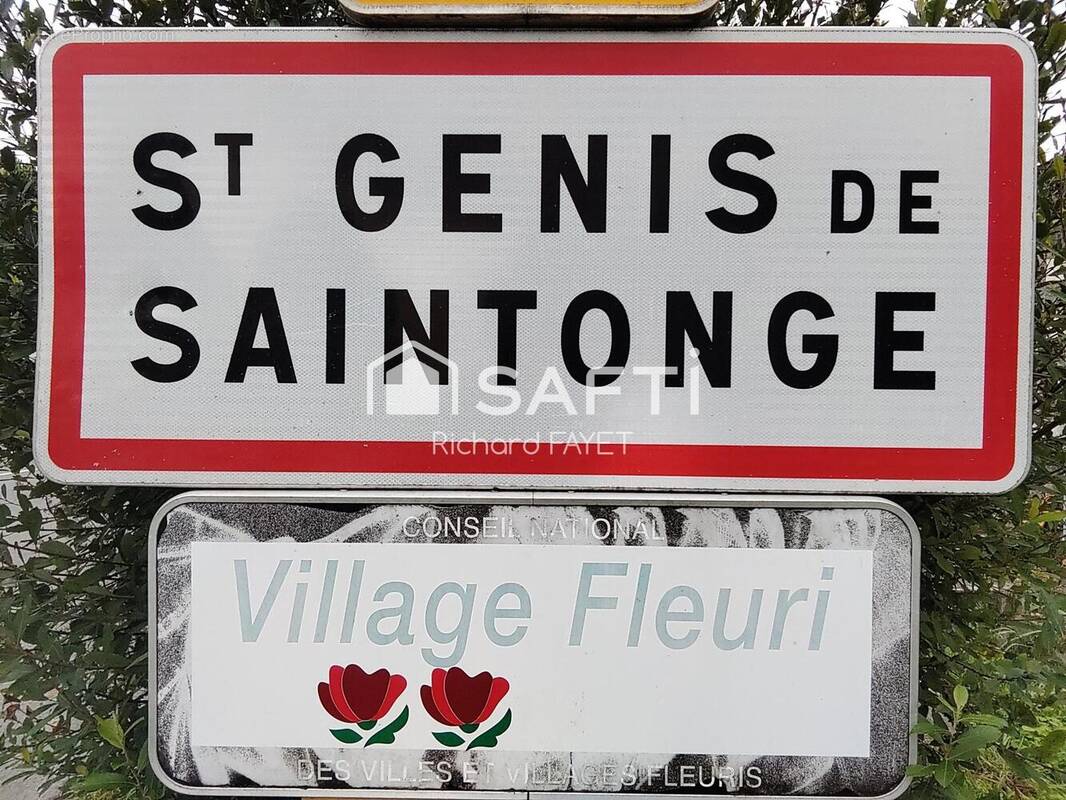 Photo 1 - Terrain à SAINT-GENIS-DE-SAINTONGE