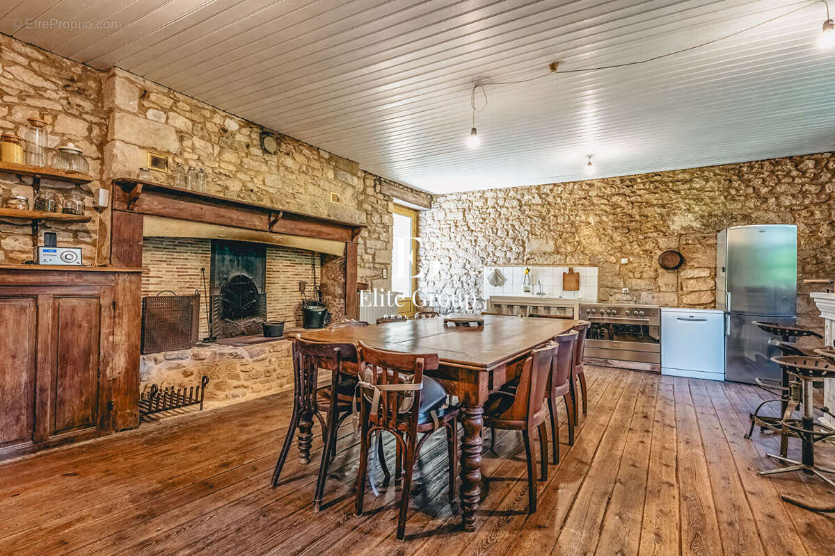 À VENDRE Maison au Coux Et Bigaroque Mouzens 11 pièces 280 m2 - photo 3