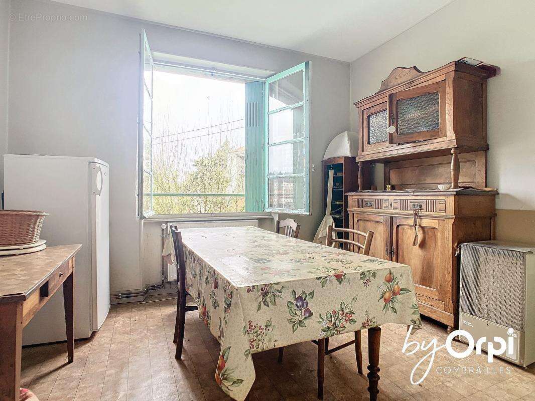 Maison à SAINT-ELOY-LES-MINES