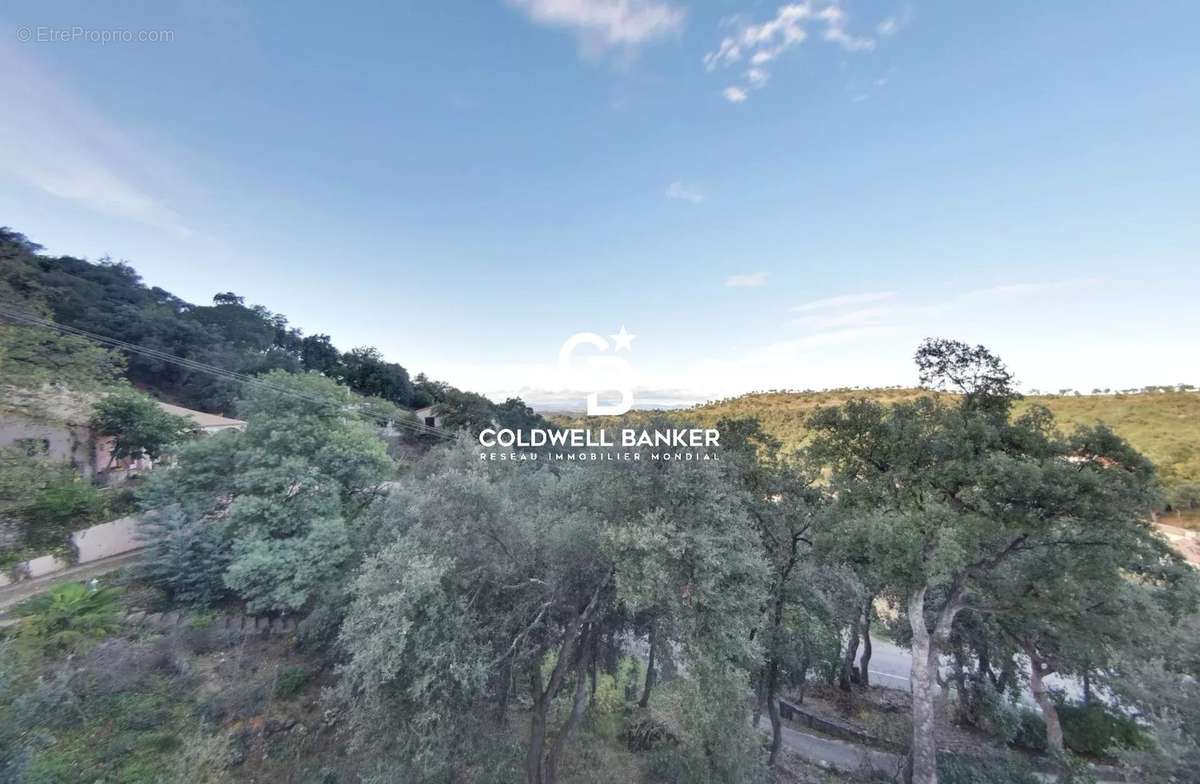 Maison à MONTESQUIEU-DES-ALBERES