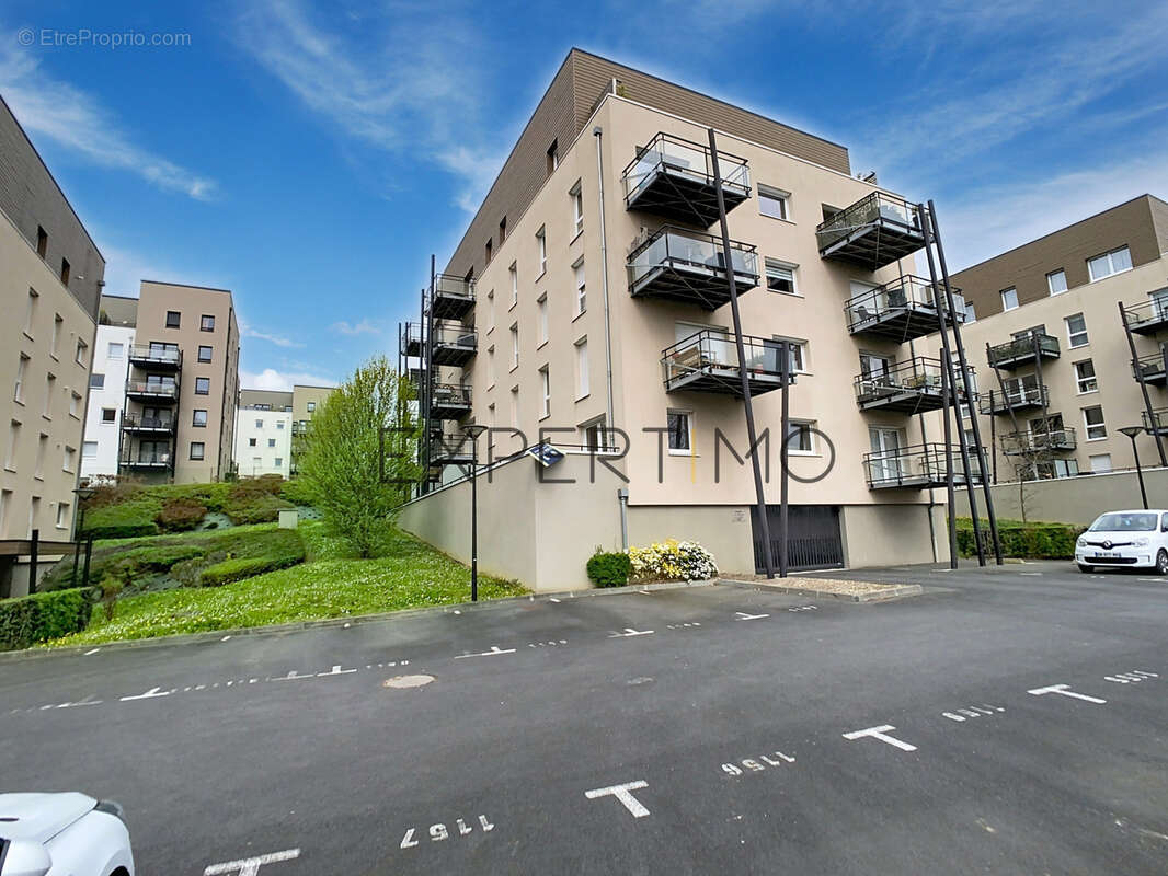 Appartement à HEROUVILLE-SAINT-CLAIR