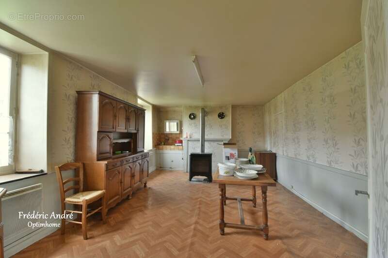 Maison à MOULINS-SAINT-HUBERT