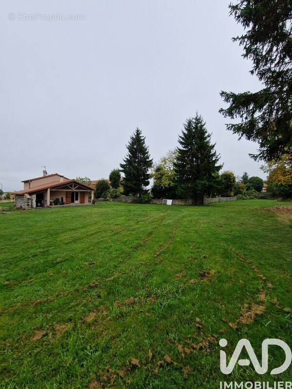 Photo 1 - Maison à CAYRES