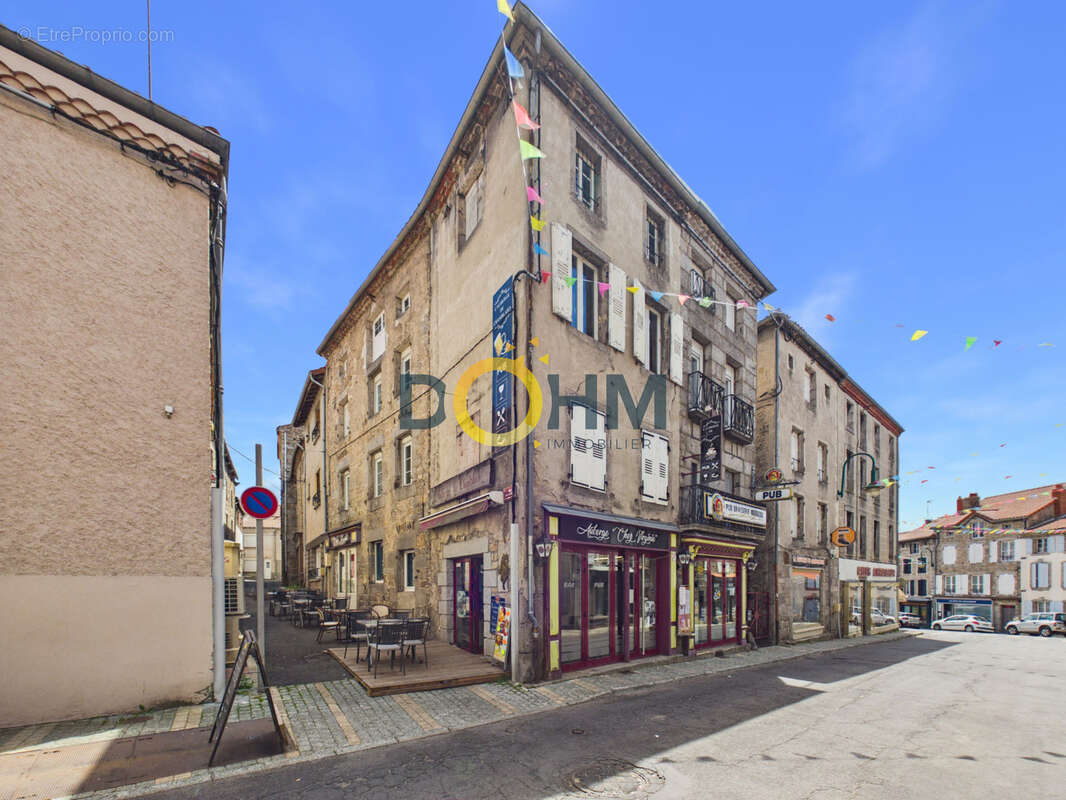 Ensemble immobilier, Bar, restauration, gîte, hebergementl, appartement. - photo 2