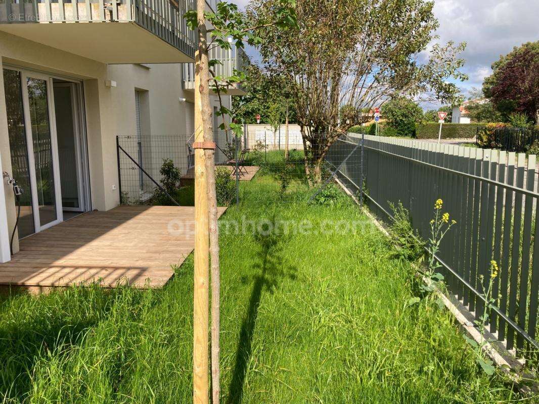 Appartement T2 en rez-de-jardin – EAUNES (31600) - photo 3