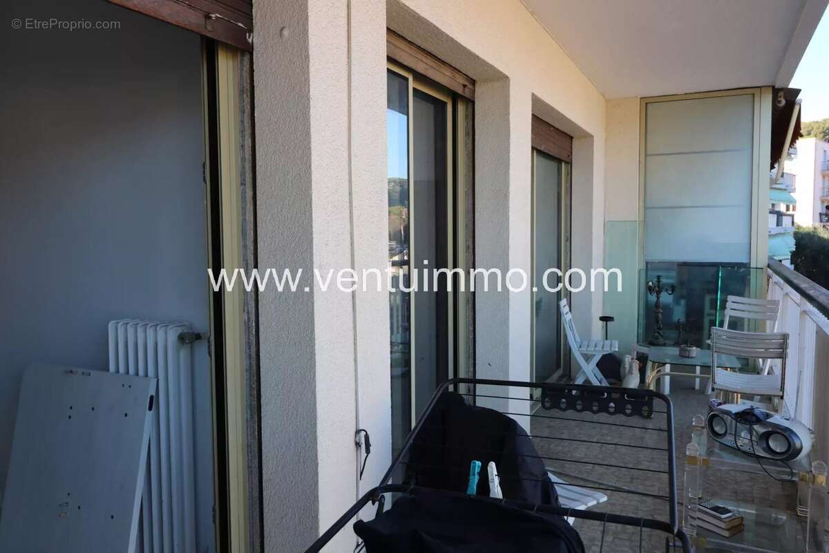 Appartement à LE CANNET