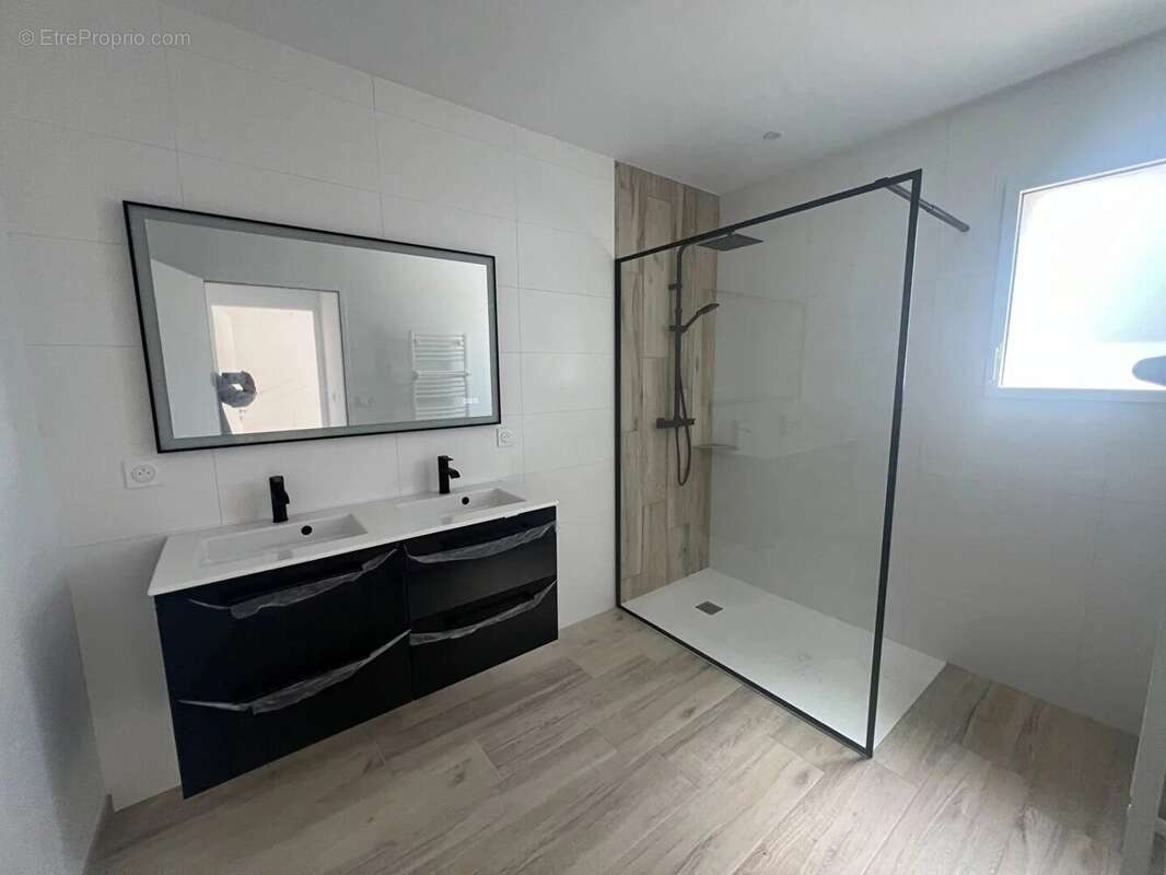 Maison à SAINT-HILAIRE-LA-FORET