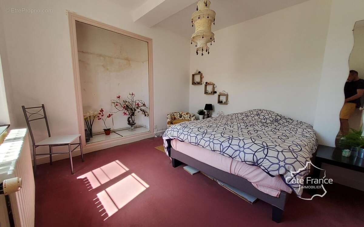 Maison à MONTHERME