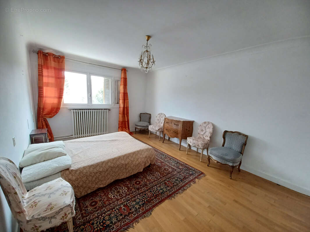 Maison à SAINT-MARTIN-VALMEROUX