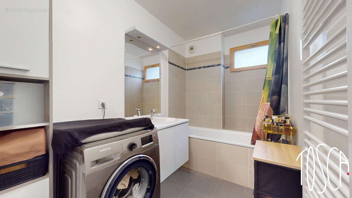 Appartement à THIAIS