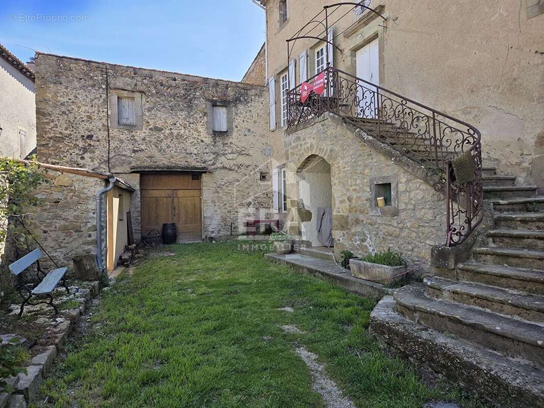 Maison à LA DIGNE-D'AMONT