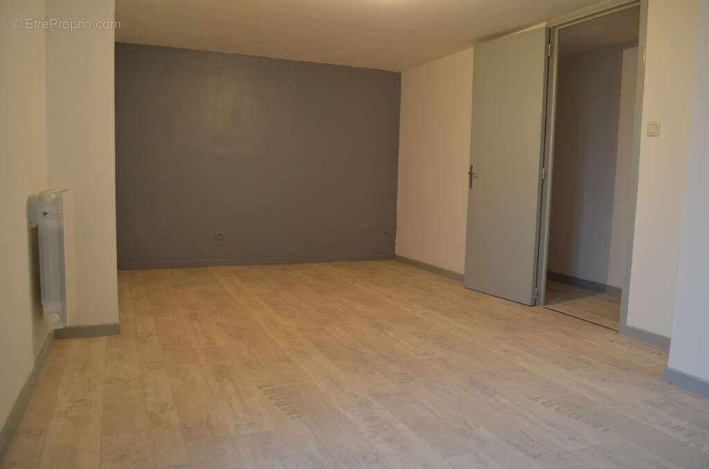 Appartement à TOUROUVRE