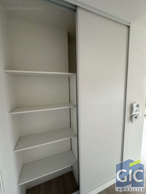 Appartement à MONDEVILLE