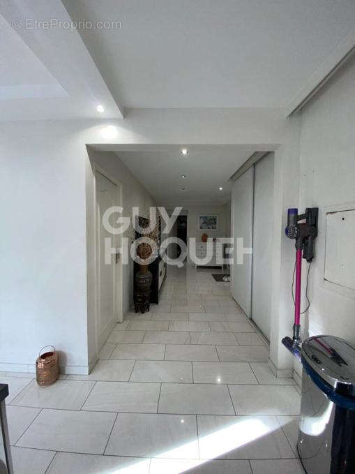 Appartement à AULNAY-SOUS-BOIS