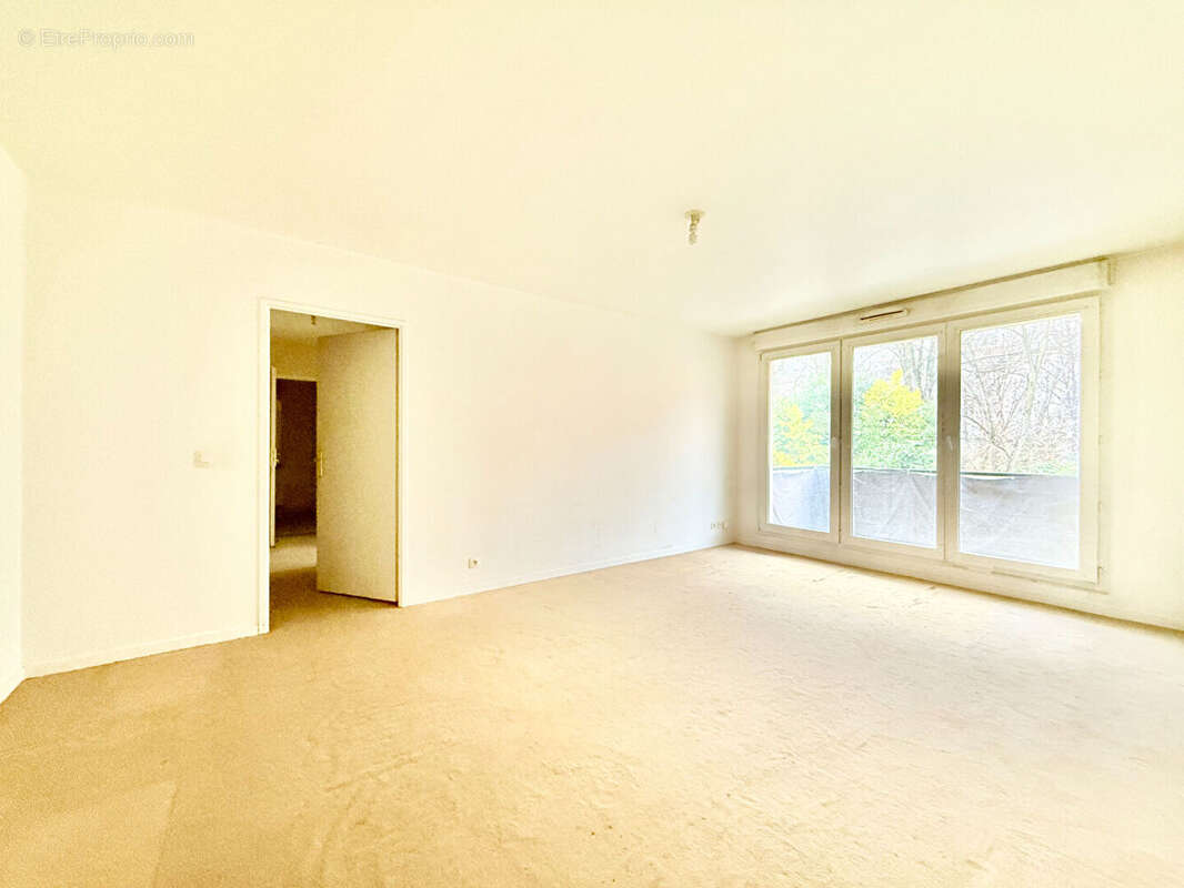 Appartement à IVRY-SUR-SEINE