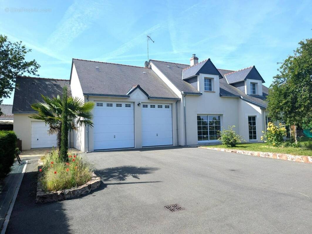 Photo 1 - Maison à SAINT-BARTHELEMY-D'ANJOU