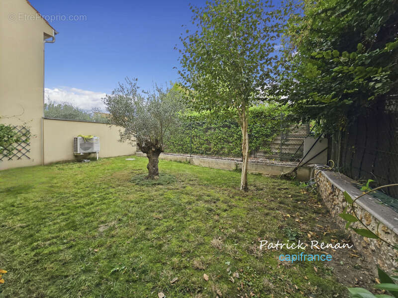 Maison à JOUARS-PONTCHARTRAIN