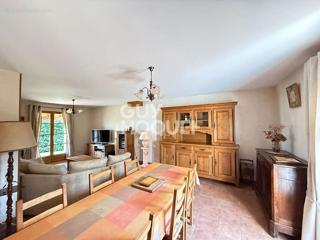 Maison à NOHANT-EN-GOUT