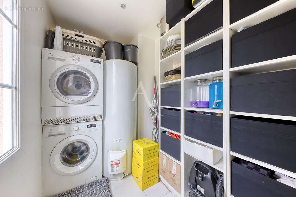 Maison à VAIRES-SUR-MARNE