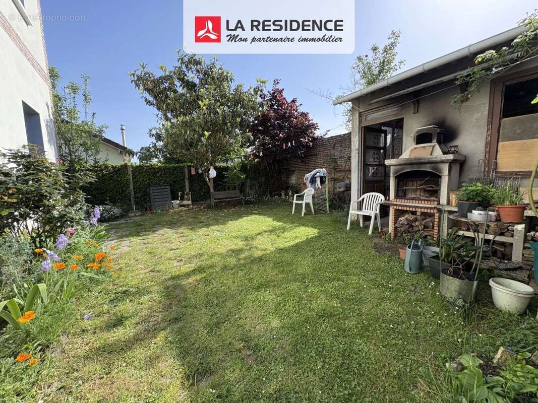 Maison à MONTIGNY-LES-CORMEILLES