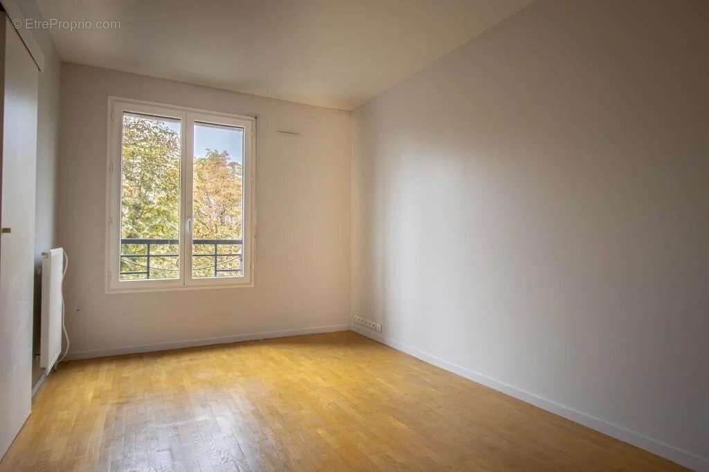 Appartement à LEVALLOIS-PERRET