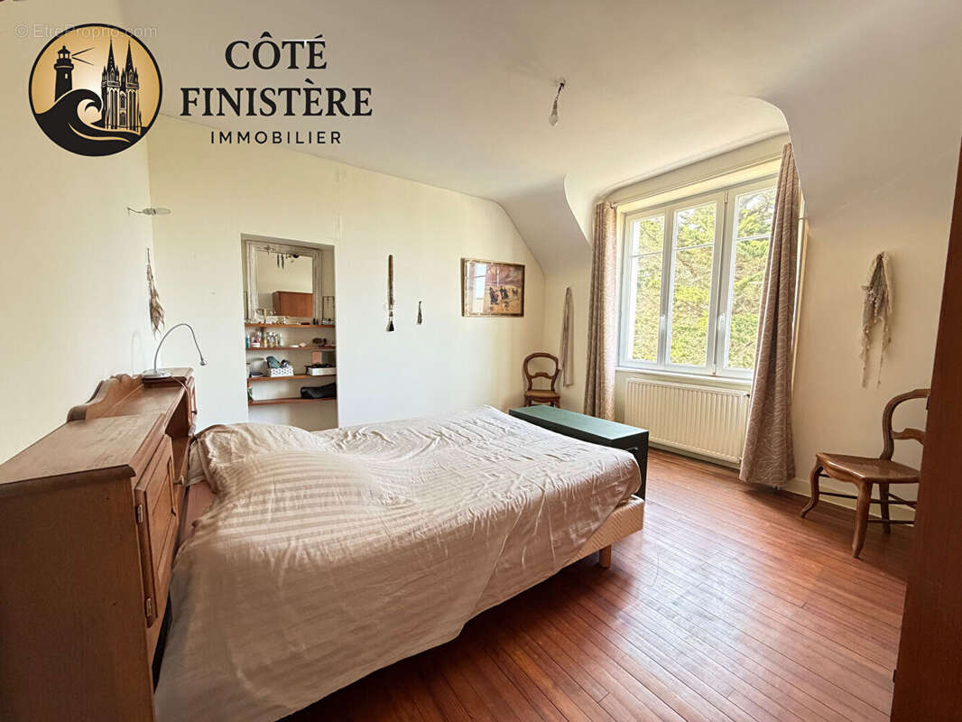 Une maison de caractère aux volumes exceptionnels au coeur de Treffiagat ! - photo 15
