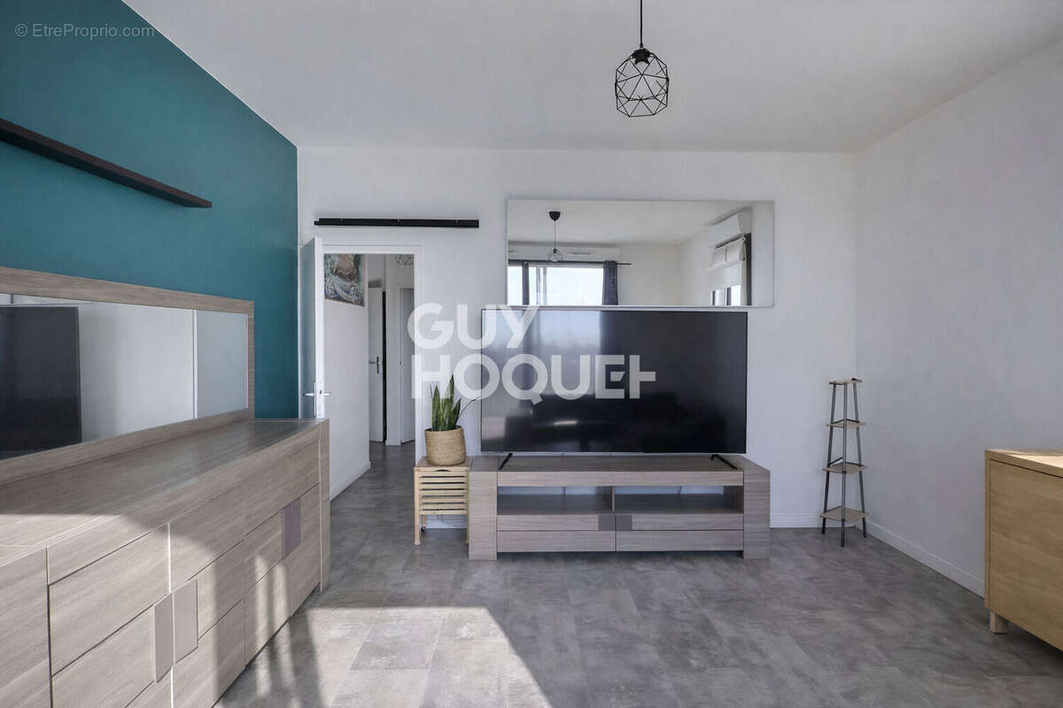 Appartement à LA COURNEUVE