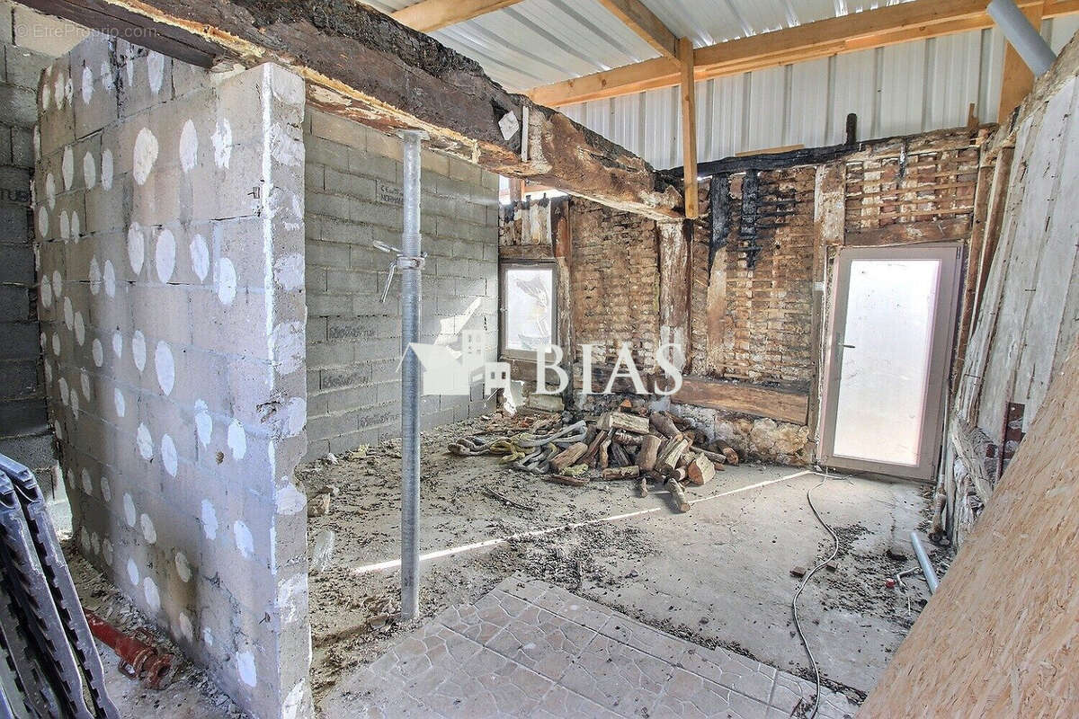 Maison à BOISSEY-LE-CHATEL